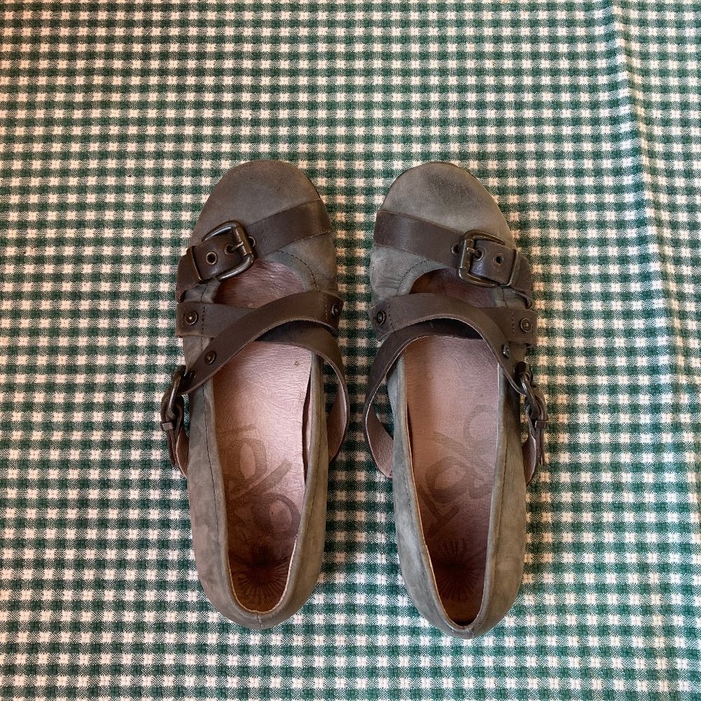 OTBT Gray Leather Shoe, flat, W size 9